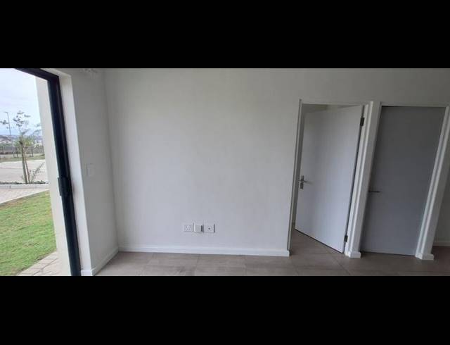 2 BEDROOM PROPERTY TO RENT IN AAN DE WIJNLANDEN